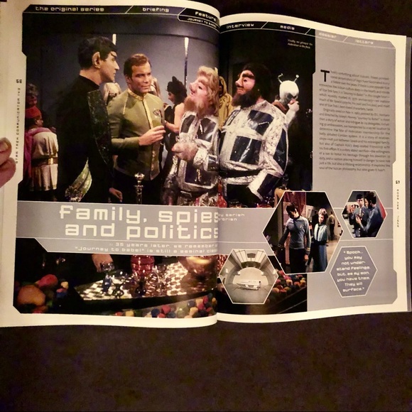 Star Trek Communicator Magazine - Picture 14 of 16